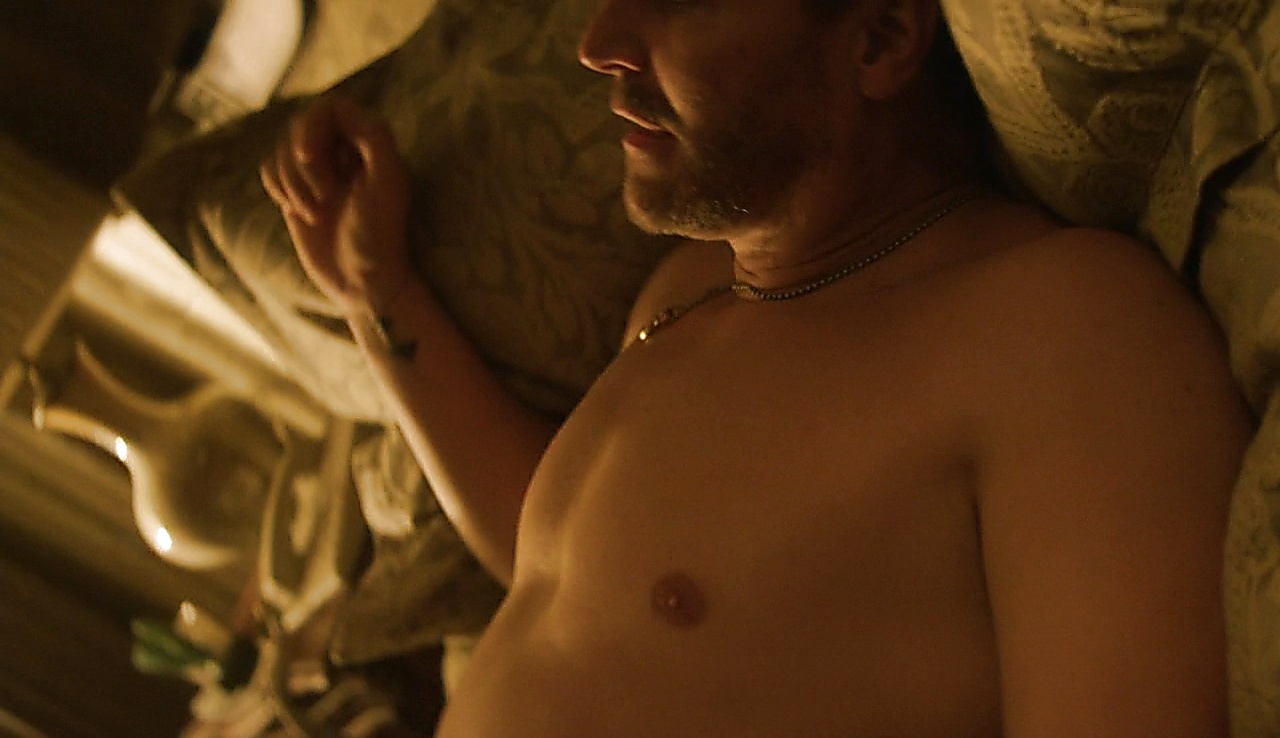 David Boreanaz sexy shirtless scene October 19, 2017, 12pm