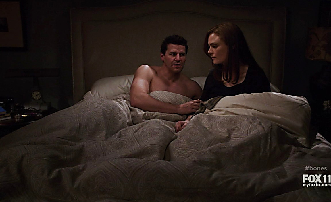 Eugene Byrd sexy shirtless scene January 19, 2014, 9am