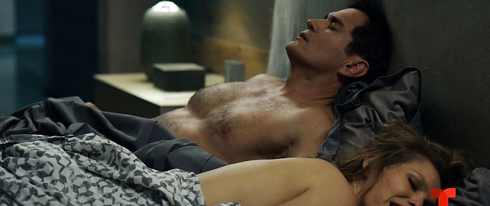 David Zepeda sexy shirtless scene April 1, 2020, 5am