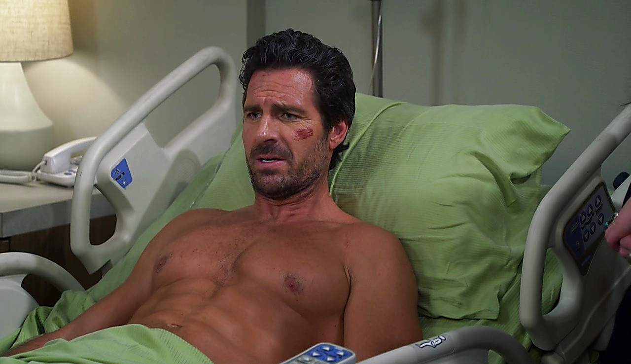 Ed Quinn sexy shirtless scene January 24, 2017, 11am