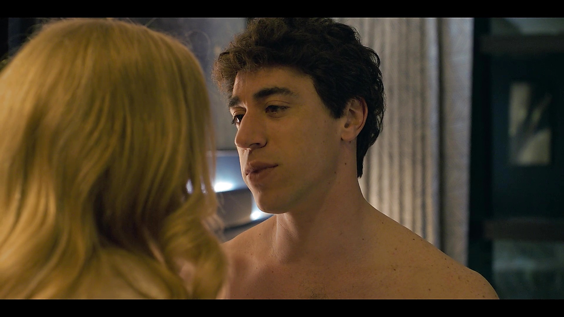Eduardo Scarpetta sexy shirtless scene February 21, 2025, 6am