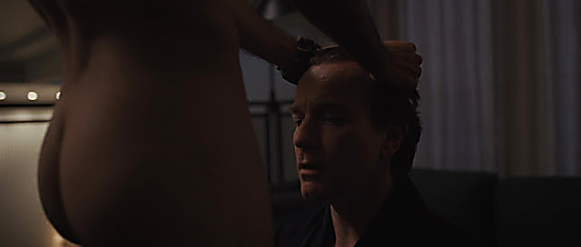 Ewan Mcgregor sexy shirtless scene May 14, 2021, 5am