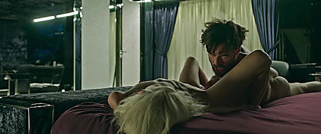 Giulio Berruti sexy shirtless scene March 29, 2022, 3pm