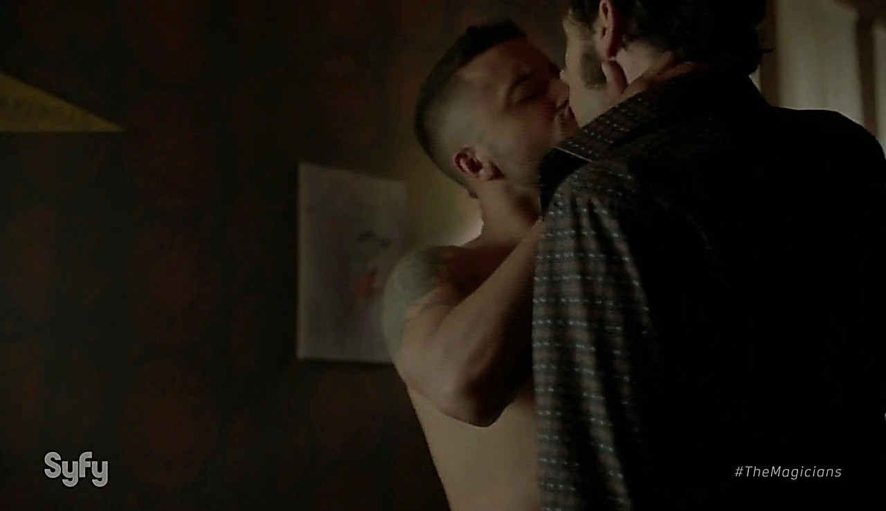 Hale Appleman sexy shirtless scene February 16, 2017, 12pm