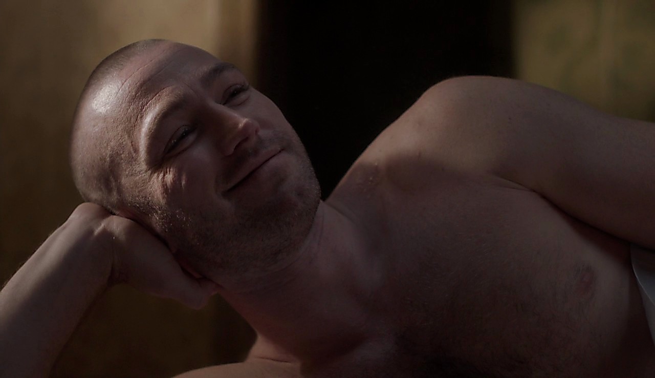 Jake Mclaughlin sexy shirtless scene January 25, 2017, 12pm