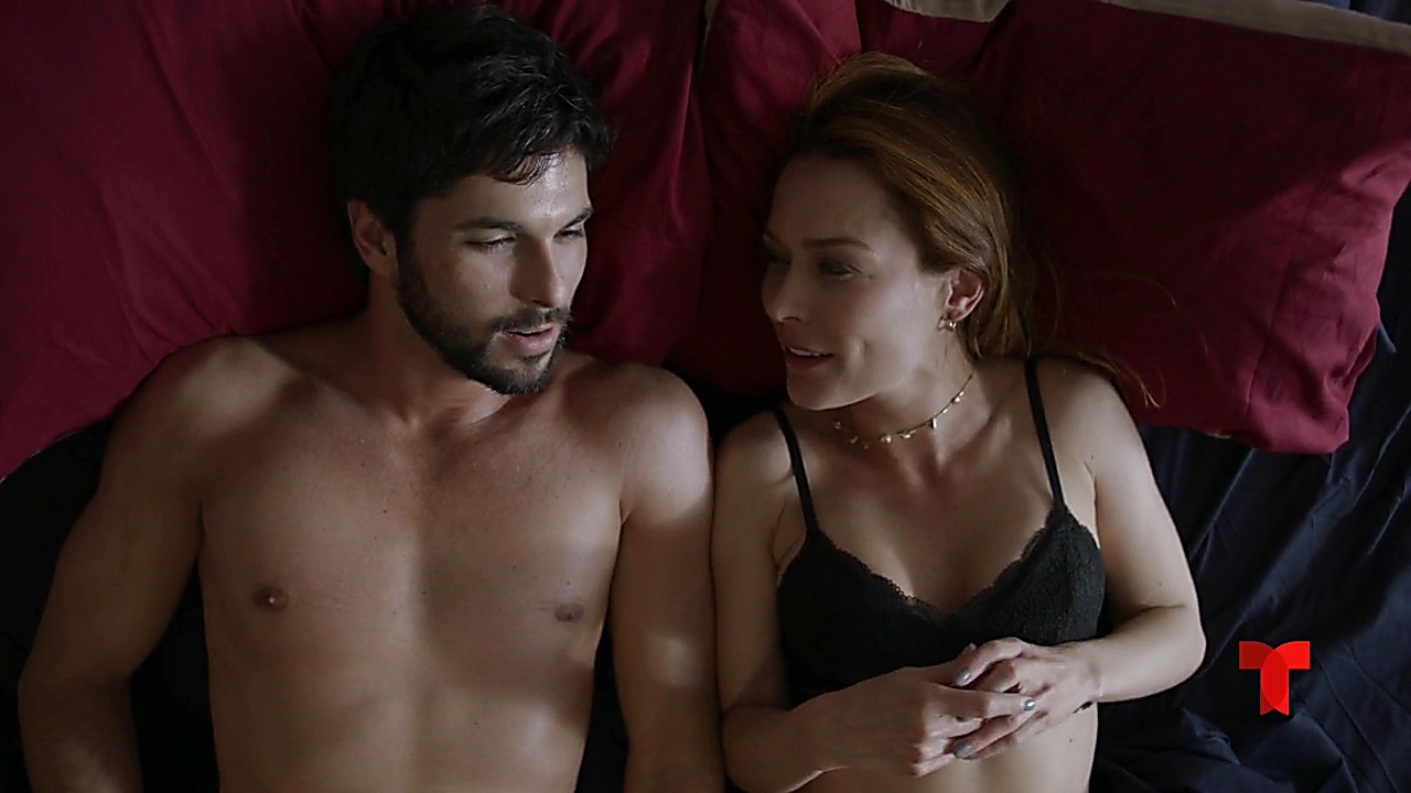 Jason Day sexy shirtless scene February 24, 2020, 3pm