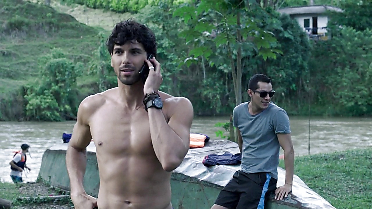 Jason Day sexy shirtless scene January 28, 2019, 11am
