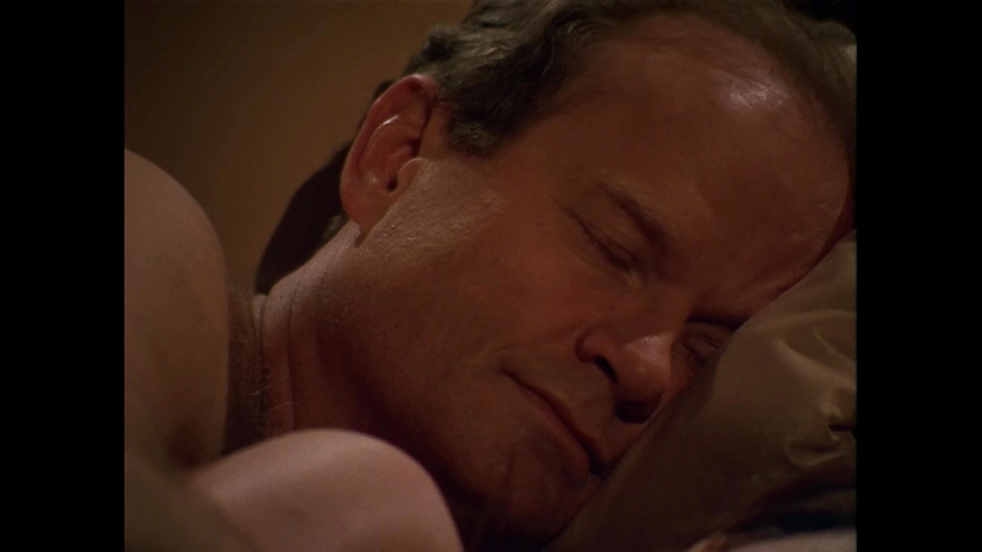 Kelsey Grammer sexy shirtless scene March 2, 2025, 4am