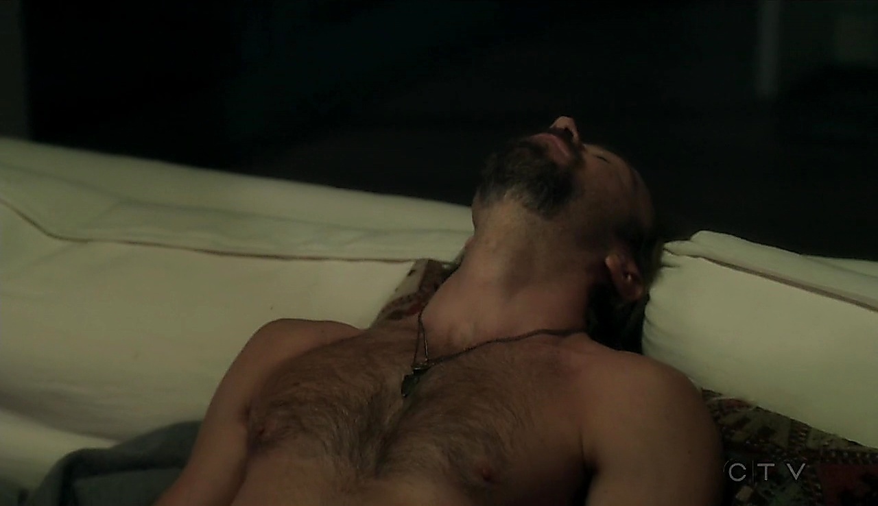 Kick Gurry sexy shirtless scene October 9, 2017, 1pm