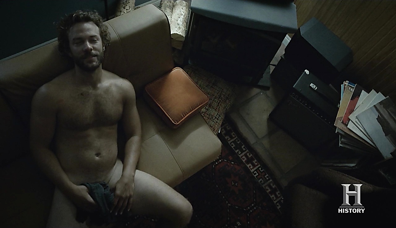 Kyle Schmid sexy shirtless scene May 31, 2018, 11am