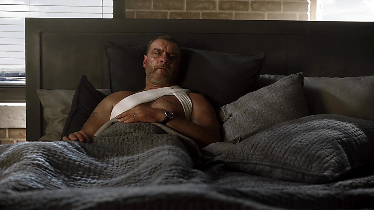 Liev Schreiber sexy shirtless scene December 30, 2018, 3pm