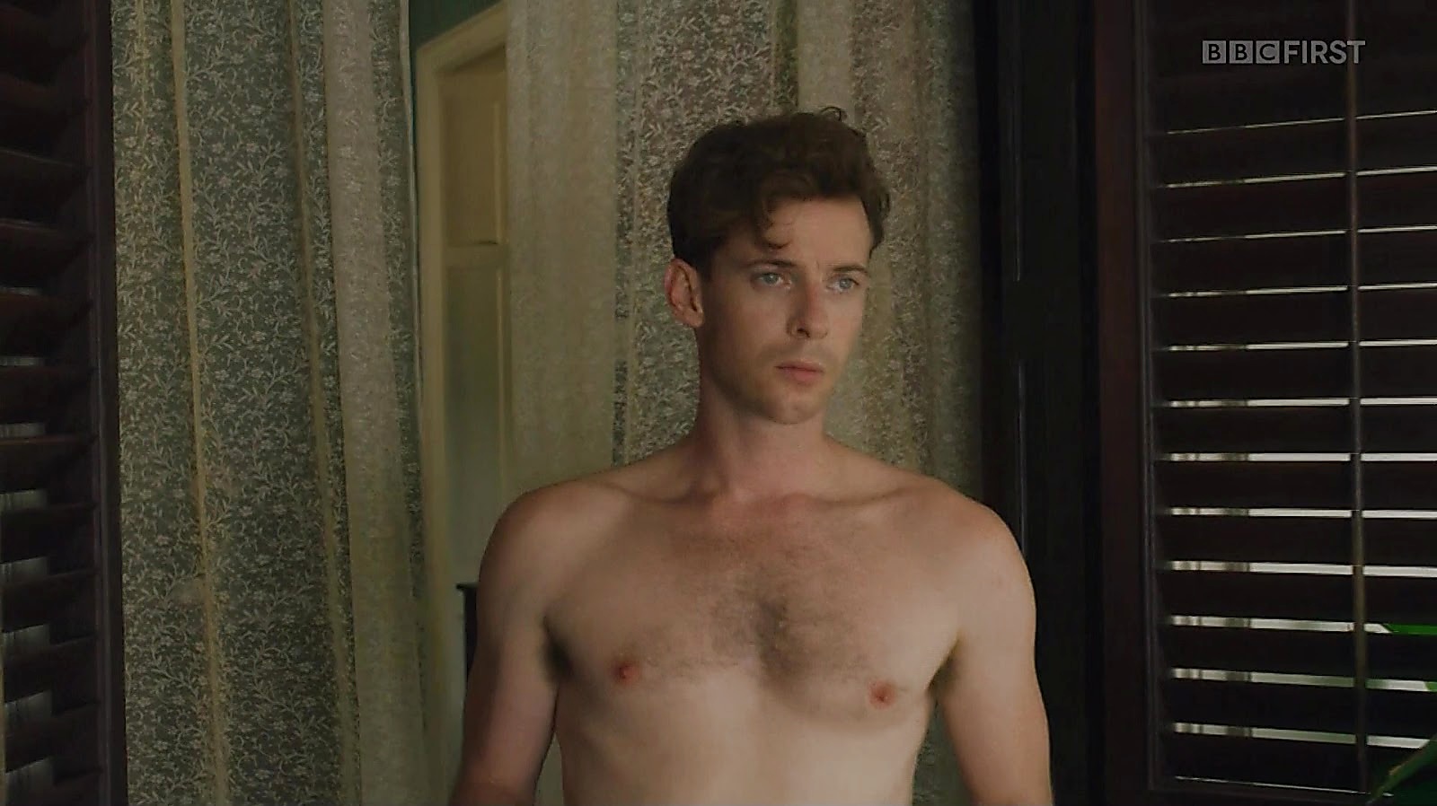 Luke Treadaway sexy shirtless scene August 13, 2020, 8am