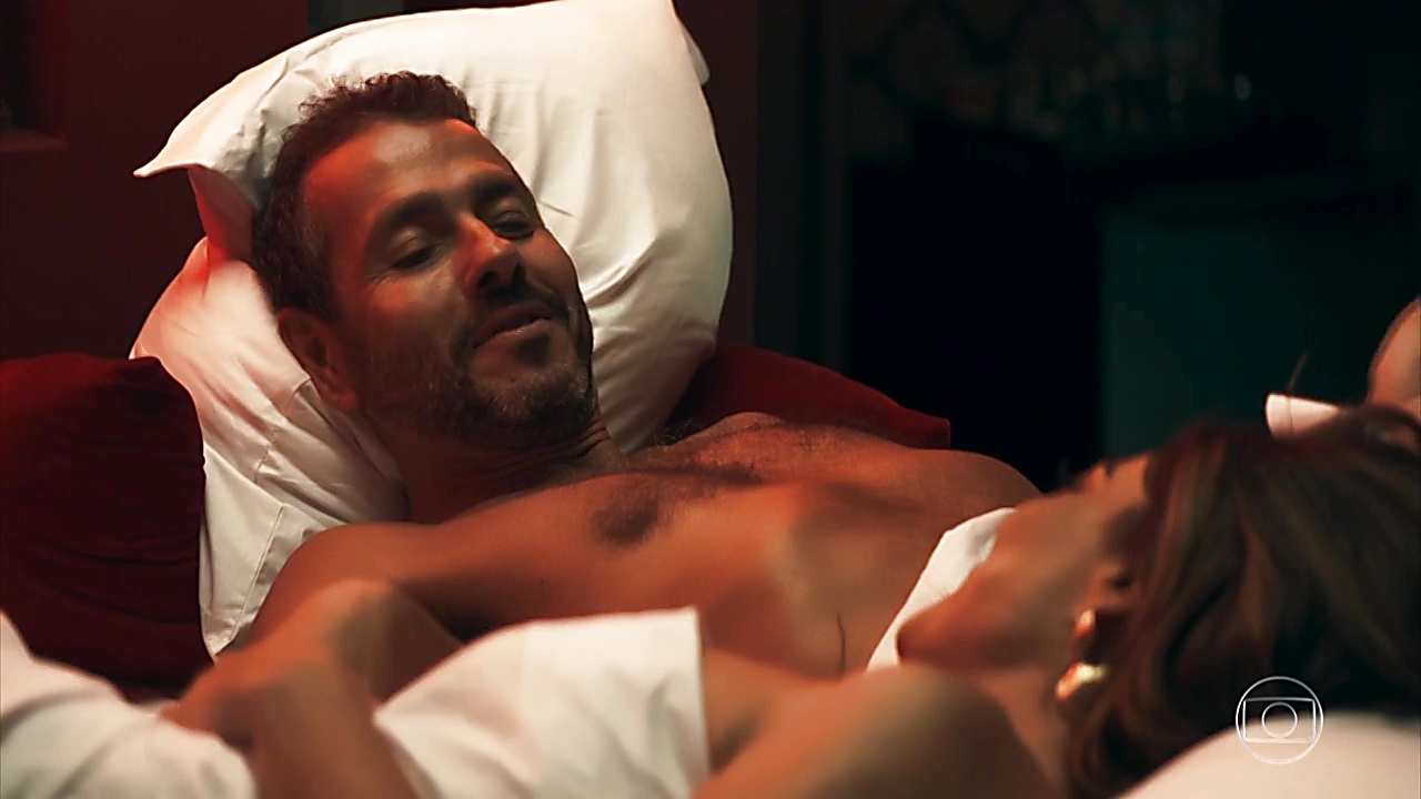Marcos Palmeira sexy shirtless scene June 14, 2019, 12pm