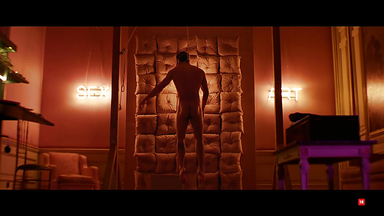 Mario Casas sexy shirtless scene May 11, 2019, 11am
