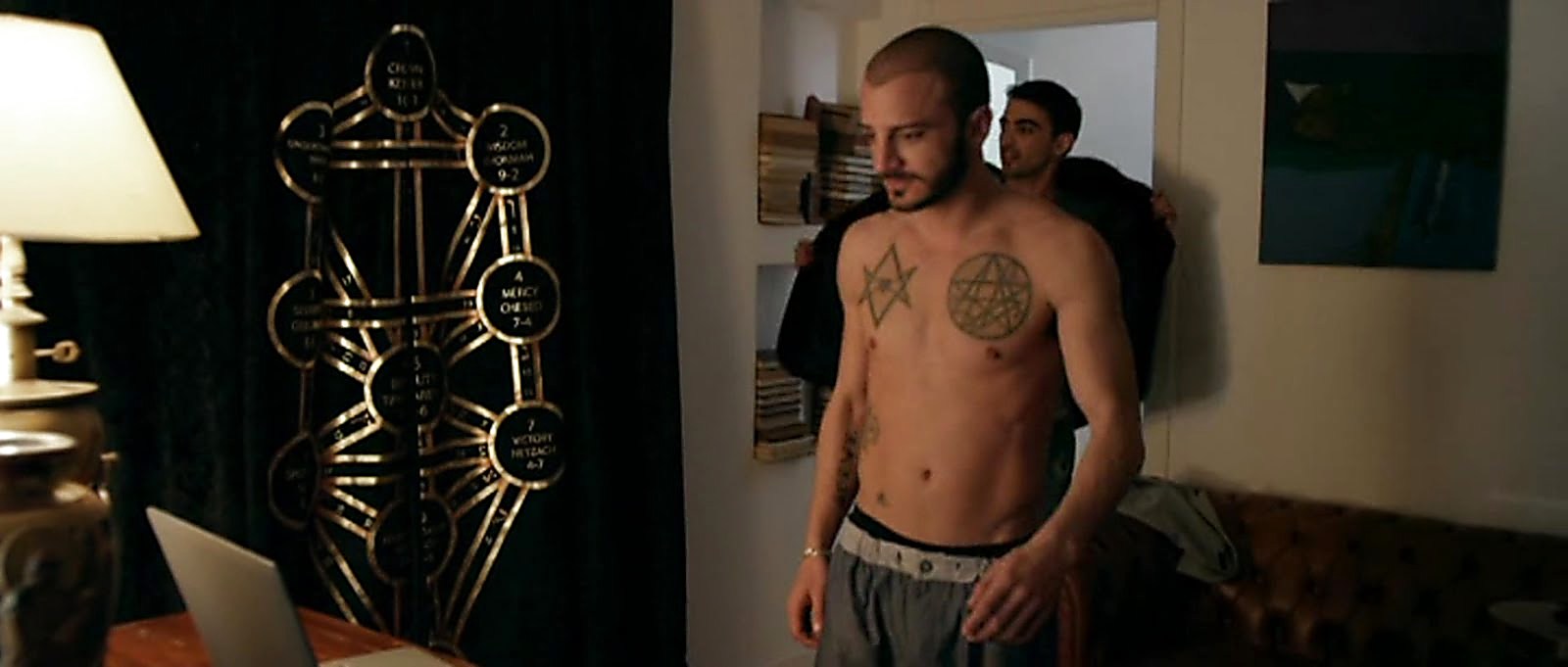 Nicolas Vaporidis sexy shirtless scene January 4, 2018, 1pm