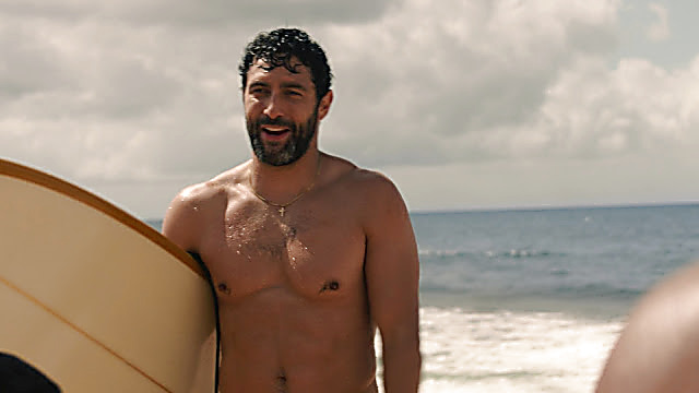 Noah Mills sexy shirtless scene October 5, 2021, 8am