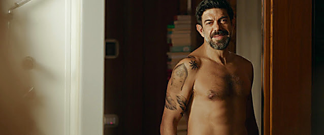 Pierfrancesco Favino sexy shirtless scene July 4, 2022, 4pm