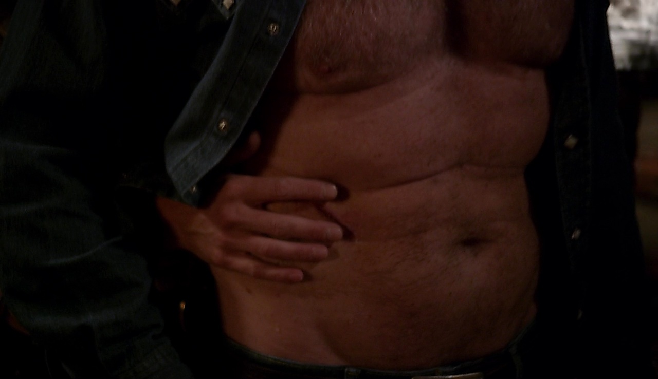 Robert Taylor sexy shirtless scene November 19, 2017, 1pm