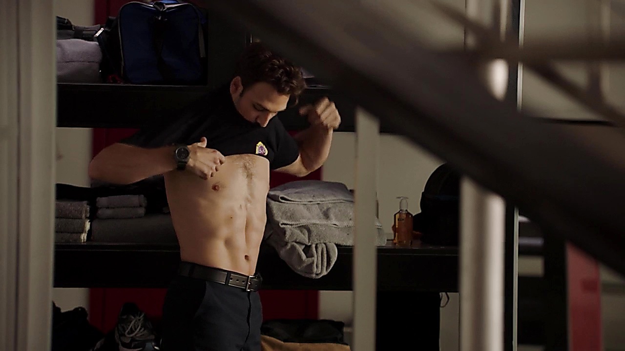 Ryan Guzman sexy shirtless scene September 25, 2018, 10am
