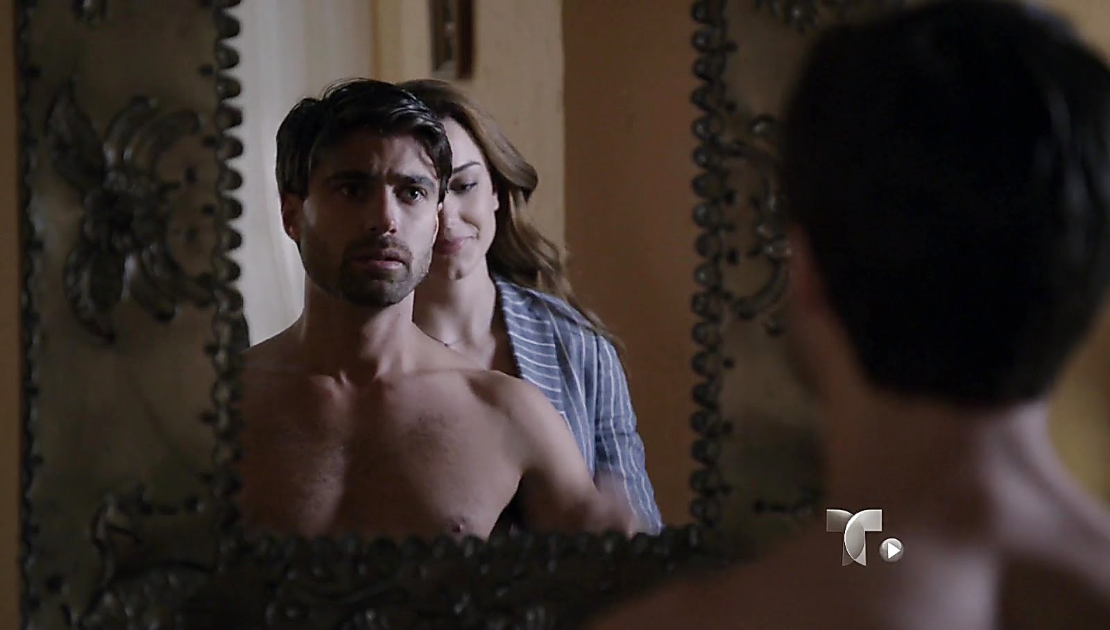 Santiago Ramundo sexy shirtless scene December 20, 2017, 12pm