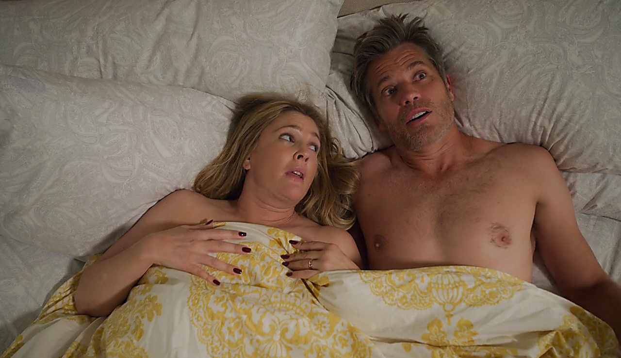 Timothy Olyphant sexy shirtless scene March 23, 2018, 12pm