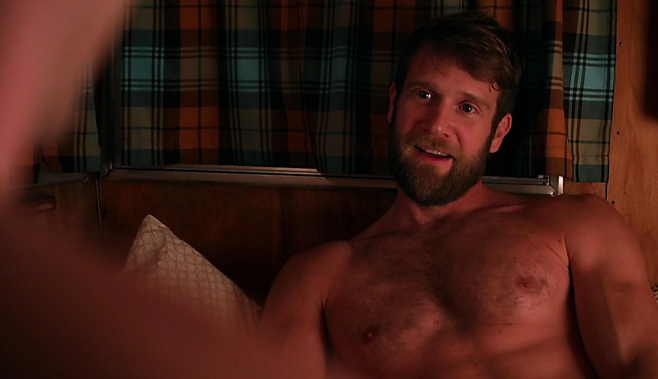 Van Hansis sexy shirtless scene November 29, 2017, 4am