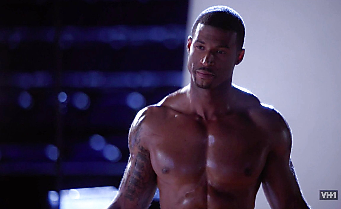 Adam Senn sexy shirtless scene August 3, 2014, 1am